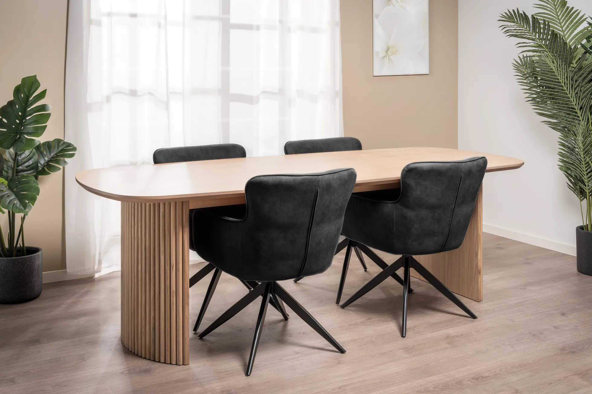 Ane med drejefunktion suede sort